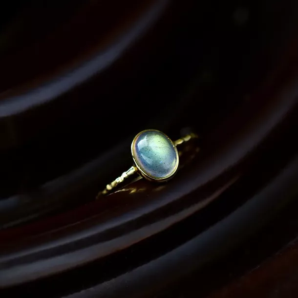 Ellipse Labradorite Ring